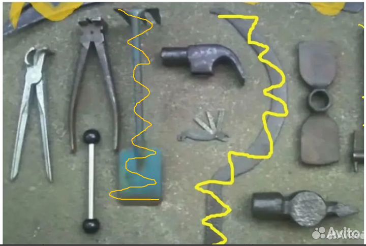 Ящик. Гвоздь. Нож