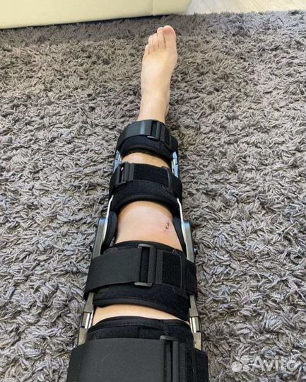 Ортез на коленный сустав