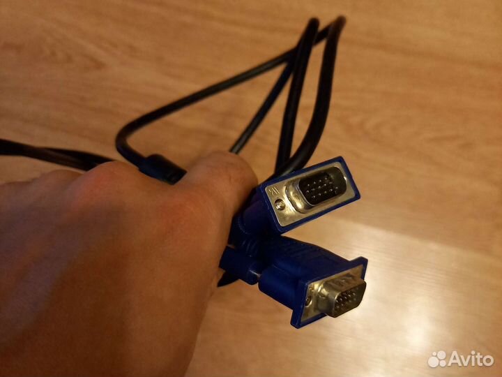Кабель VGA