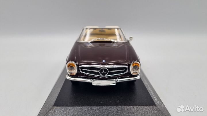 Mercedes-Benz 230SL