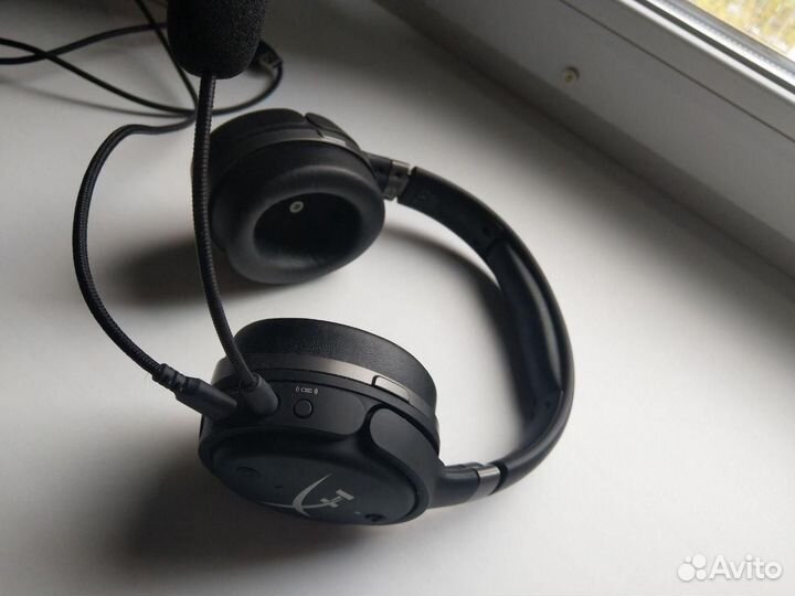 Наушники HyperX cloud orbit