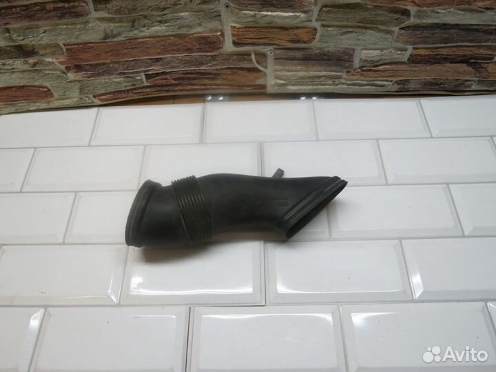 Воздуховод Audi A8 D4 A8D4