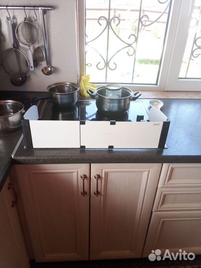 Защитный экран для плиты