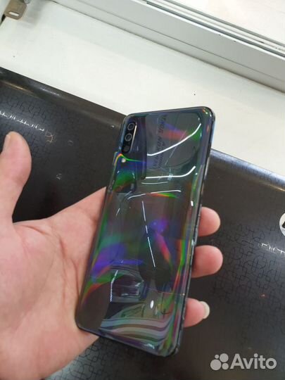 Samsung Galaxy A50, 6/128 ГБ