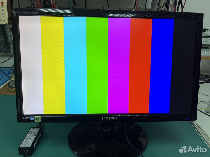 Монитор Samsung S22A300