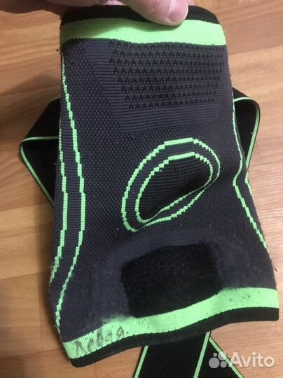 Бондаж на колено