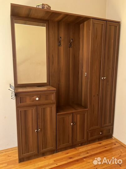 Шкаф прихожая