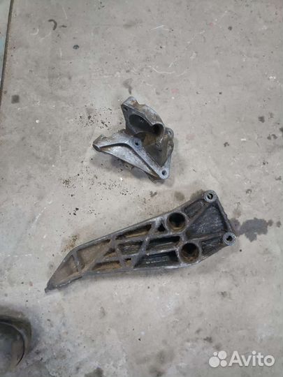Кронштейны двигателя опель вектра б 1,6/1,8/2,0