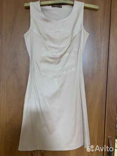 Платье женское 42 44