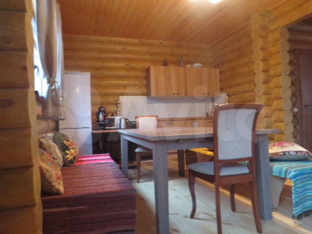 Дом 184 м² на участке 7 сот.