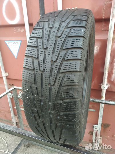 Nokian Tyres Hakkapeliitta R 235/55 R17 104Q