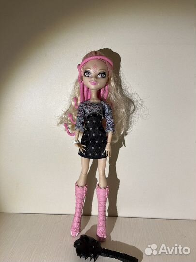 Кукла Монстер Хай. Вайперин Горгон