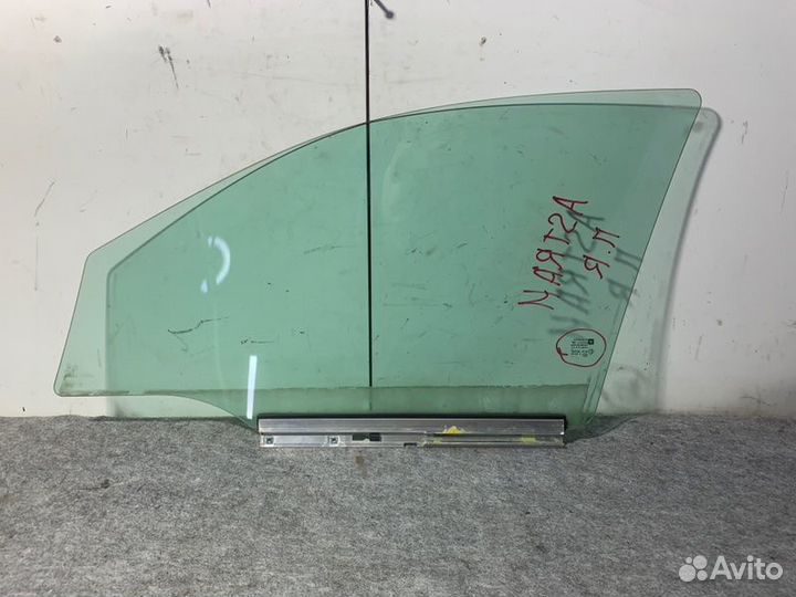 Стекло двери переднее правое Opel Astra H L48