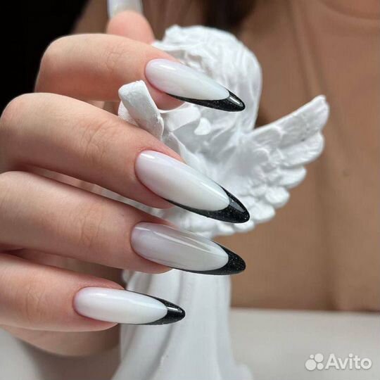 Наращивание ногтей, маникюр, педикюр