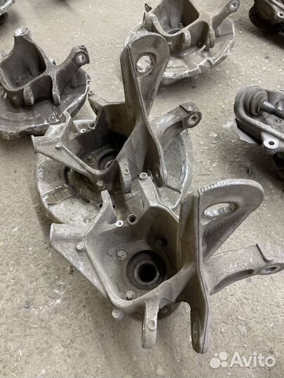 Задний кулак bmw f07