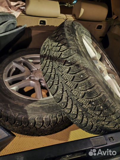 R17 Nokian Tyres Nordman SUV 235/65, PCD 5x120 DIA 72.6