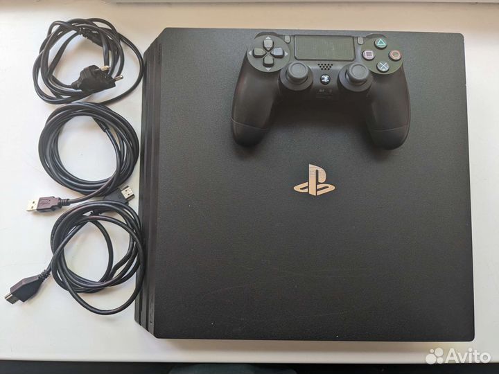 Игровая приставка ps4 pro 1tb