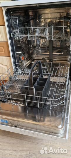 Посудомоечная машина Electrolux