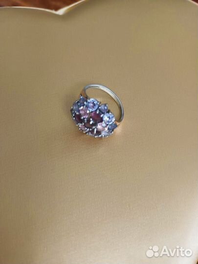 Серебряное кольцо женское