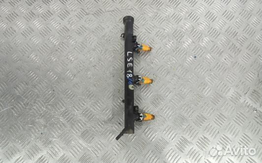 Топливная рампа бензиновая peugeot 406 (LSE18TJ01)