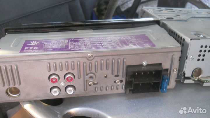 Пара автомагнитол одним лотом