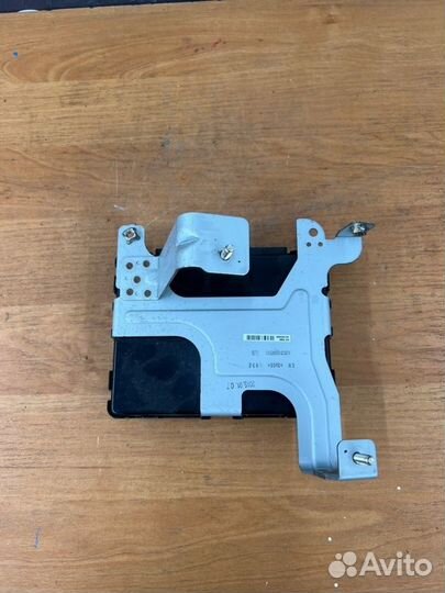 Блок электронный Kia Quoris 1 G8BE 2012-2019