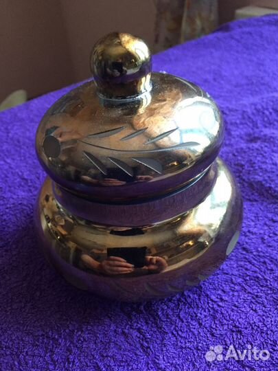 Сахарница, голубое стекло, напыление- латунь. Винт