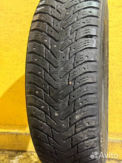 Nokian Tyres Hakkapeliitta 8 SUV 215/65 R17 103T