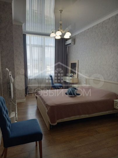 2-к. квартира, 90 м², 6/10 эт.