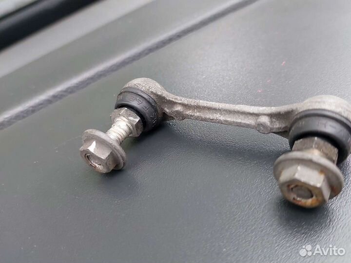 Тяга датчика положения кузова Mitsubishi Pajero 4