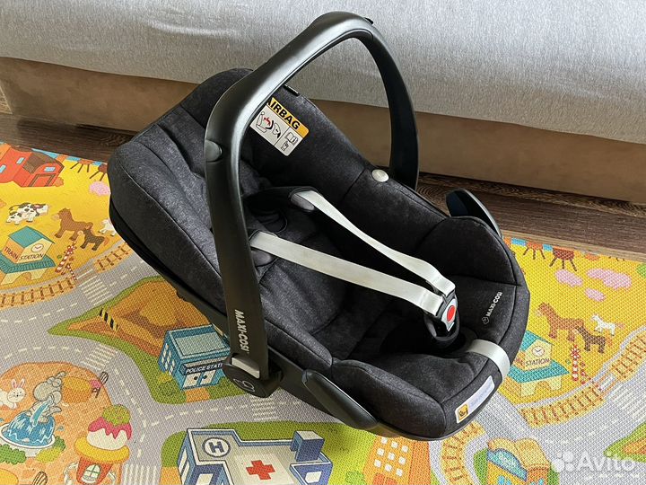 Автолюлька Maxi Cosi Pebble Plus