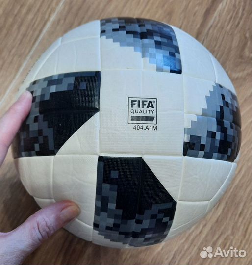 Футбольный мяч adidas telstar fifa 2018 оригинал