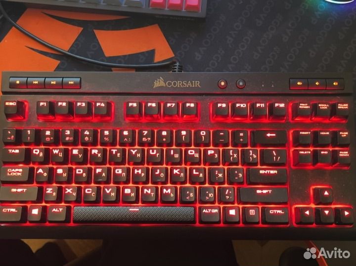 Игровая клавиатура Corsair
