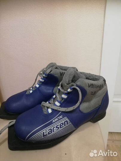 Детские лыжные ботинки 34р