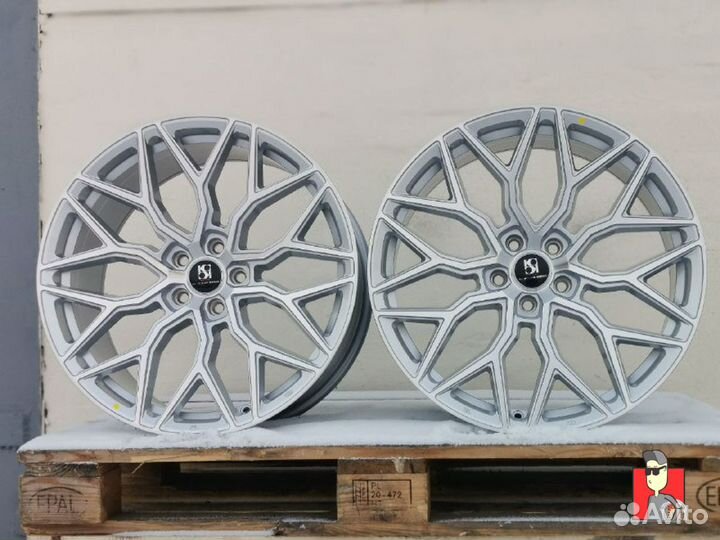 Комплект дисков Vossen HF-2 20x9 et30 5x112