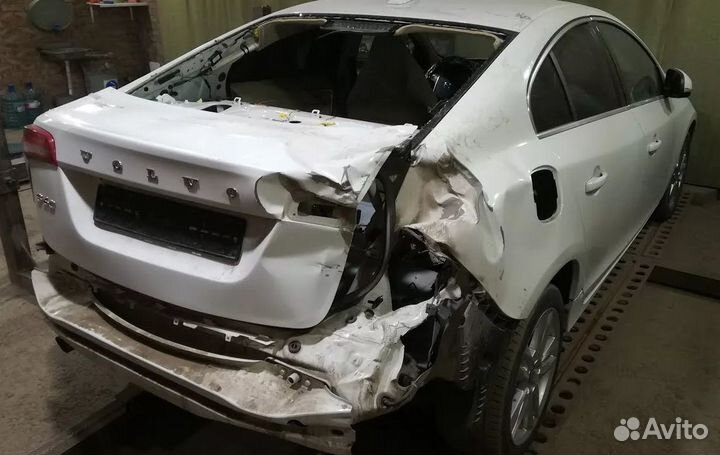 Авторазбор Вольво S40 (Volvo S40)