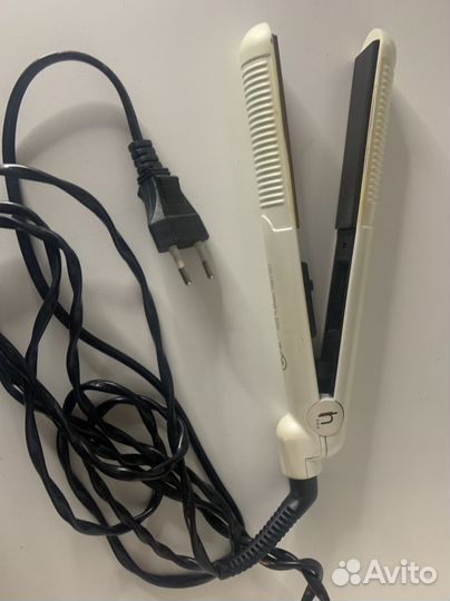 Выпрямитель для волос в отлтчном состочнии