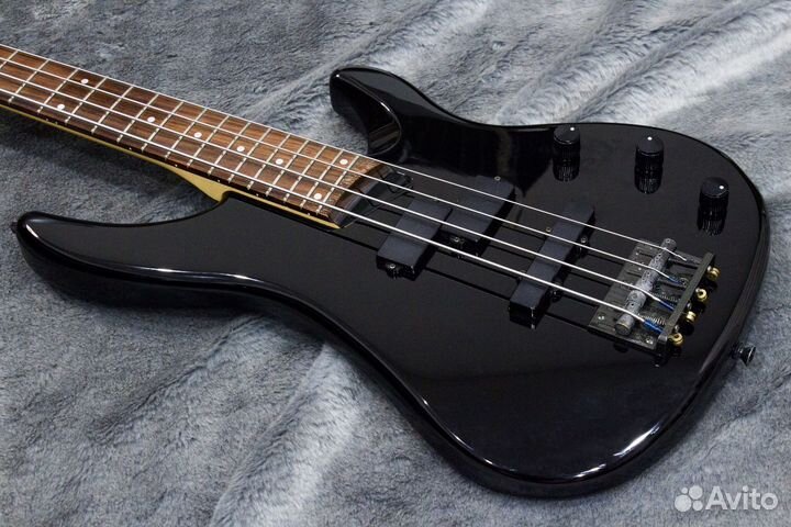 Бас гитара Yamaha RBX Super Medium Series Japan