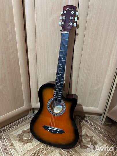 Новая акустическая гитара + комплект