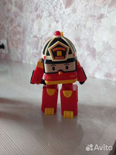 Рой пожарная машина