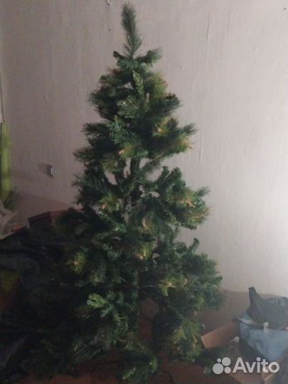 Елка искусственная