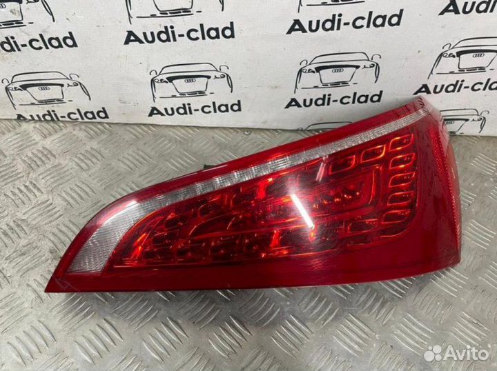 Фонарь задний правый Audi Q5 8R