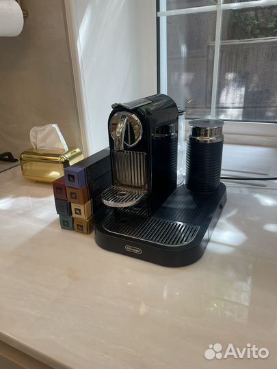 Кофемашина DeLonghi Nespresso citiz&milk