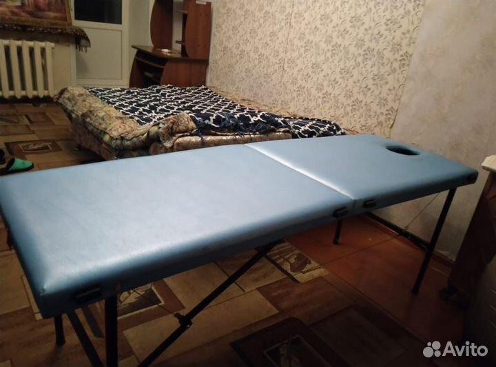 Массажный стол