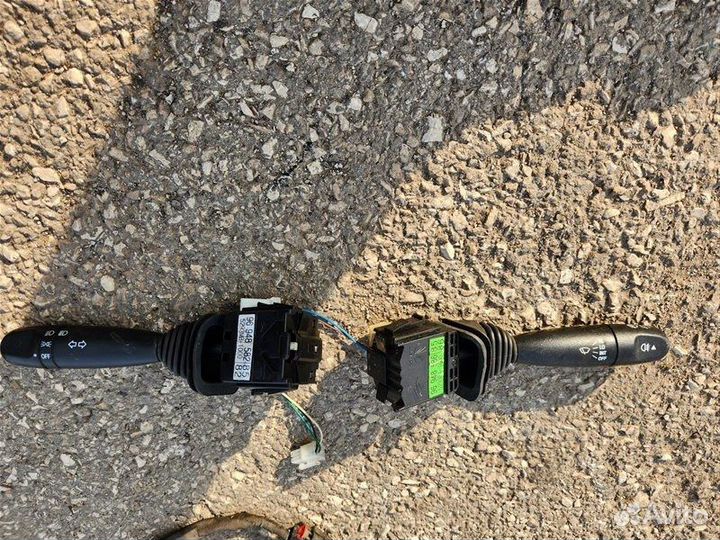 Подрулевой переключатель света Chevrolet Spark M