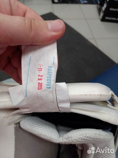 Блокер вратарский Bauer 6000 Frt