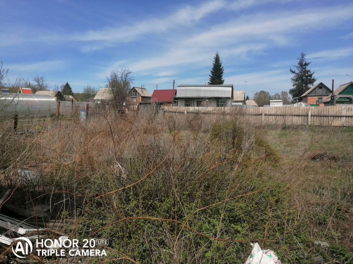 Дача 20 м² на участке 4 сот.