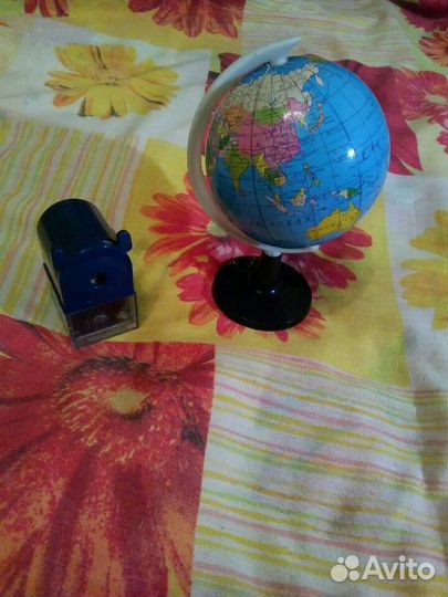 Канцелярский Глобус И точилка карандашей