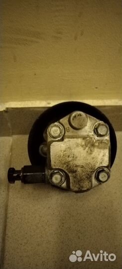 Насос Гур Киа карнивал 2005 г. Бензин