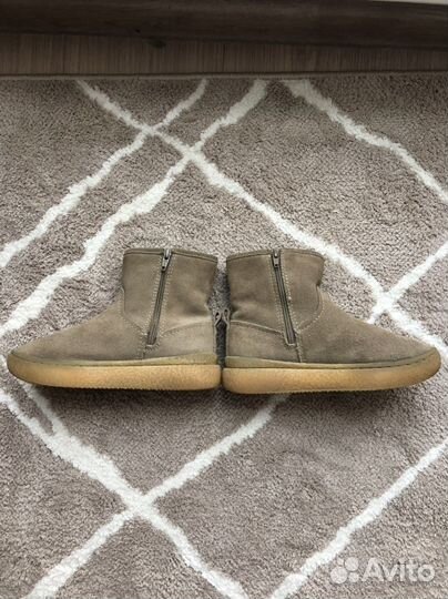Zara нат.замша ботинки 31